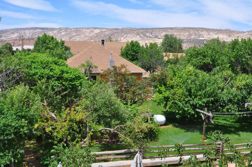 Wild West Retreat Villa Escalante Szoba fotó